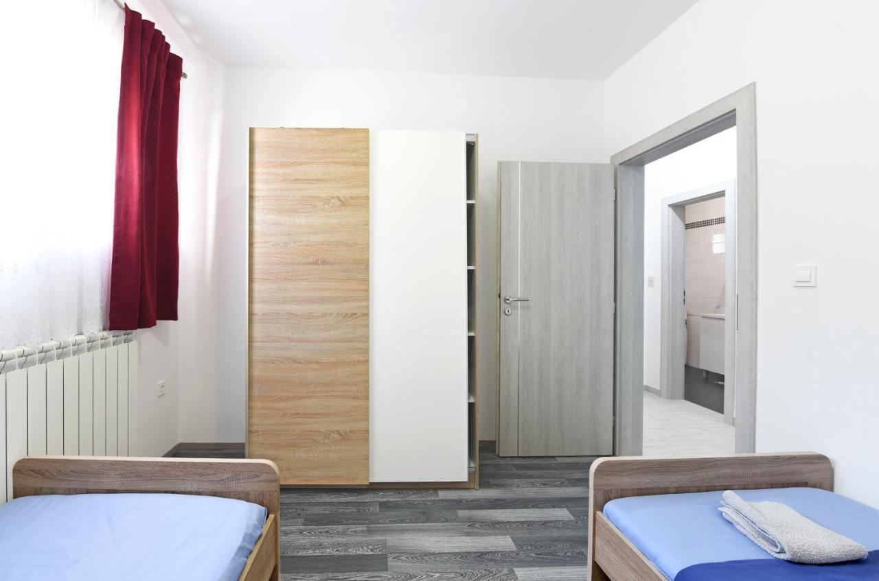 Apartments Mirasol อูมัค ภายนอก รูปภาพ